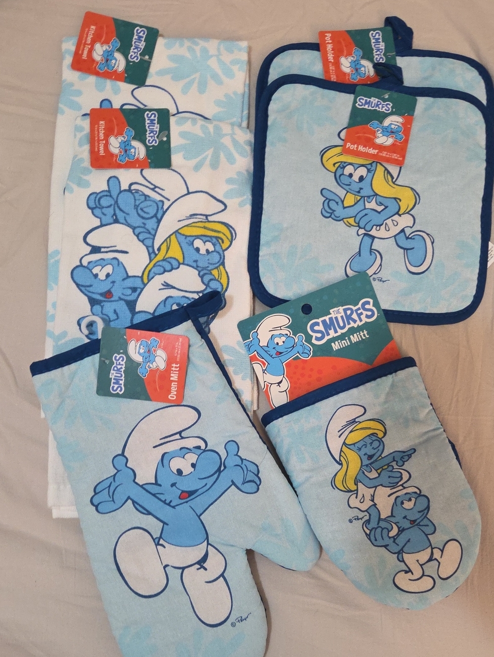 Smurfs With Smurfette Oven Mitts & Towels 6 Piece Bundle Set - Blue, Peyo NWT